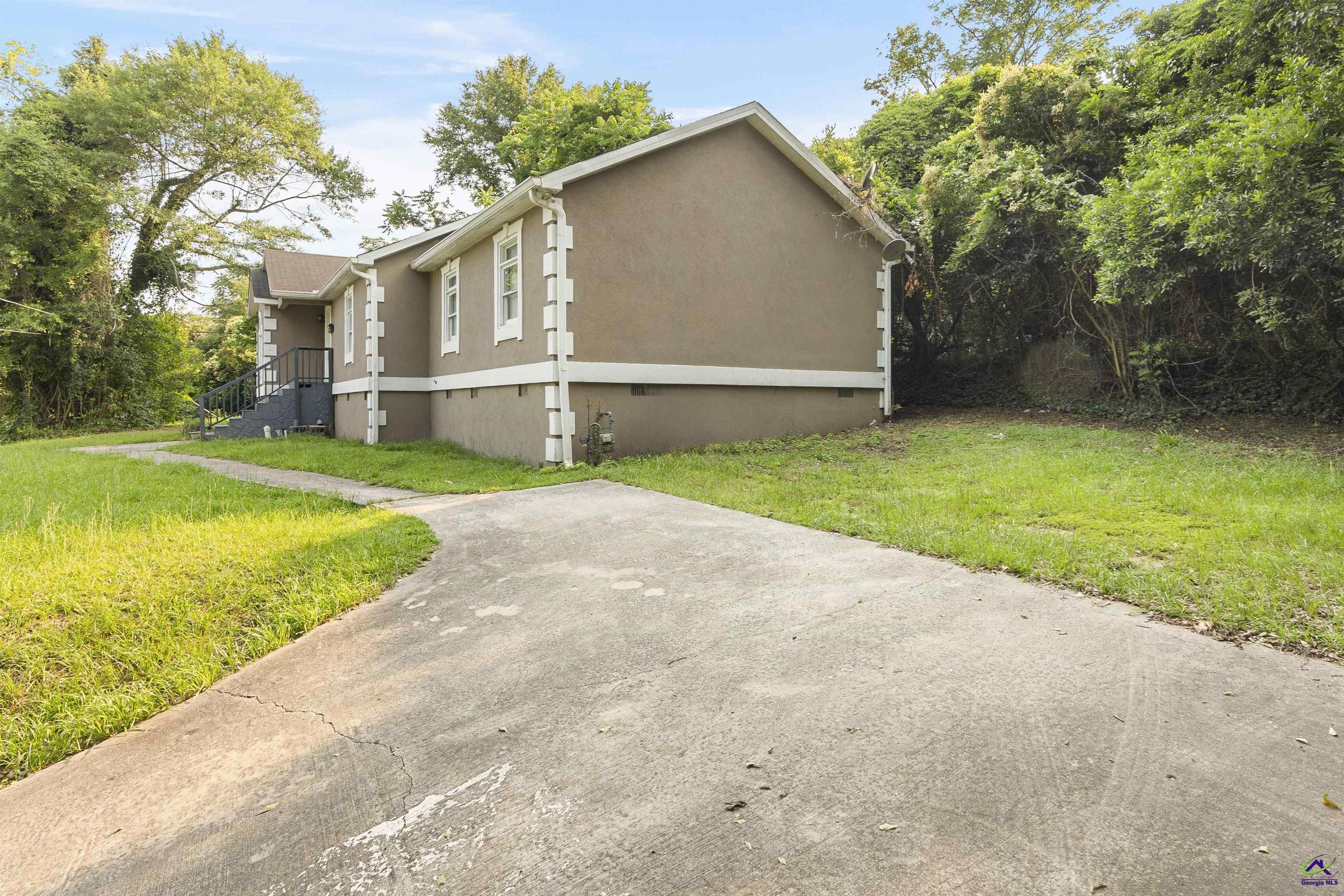 2105 Mutual Avenue
