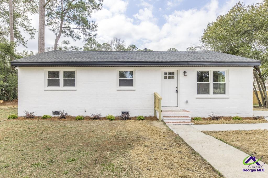 1003 Deanview Dr