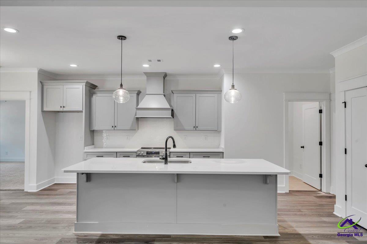 203 Willowbrook Lane