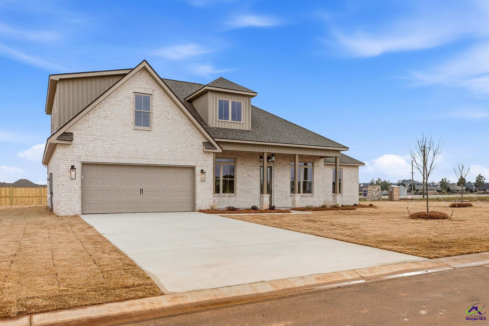 8 Pleasant Oaks Drive