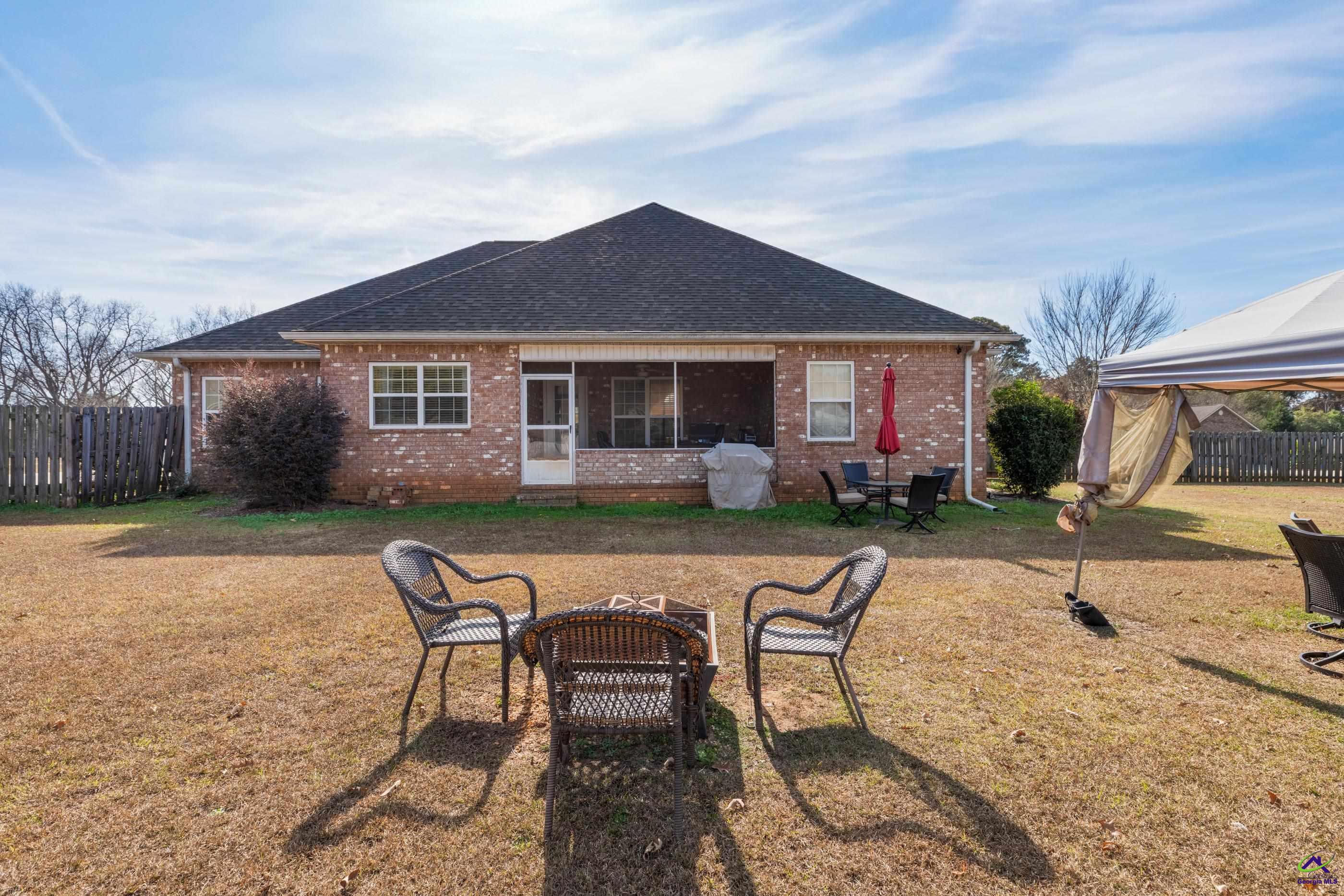 1022 Thistlewood Drive