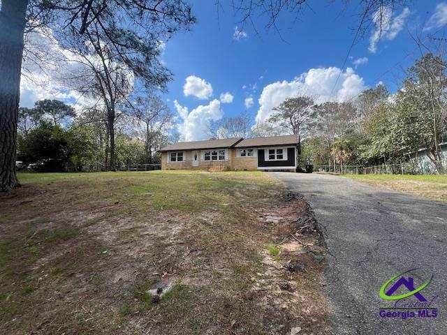 105 Robin Hood Drive