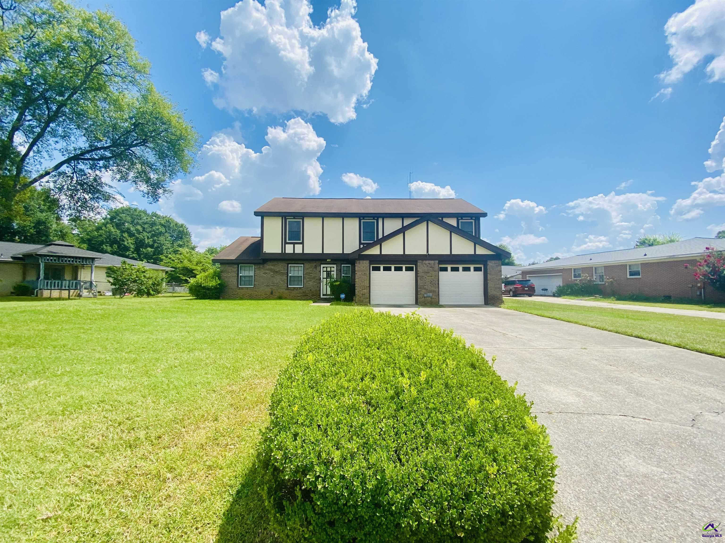 122 Greenwood Drive