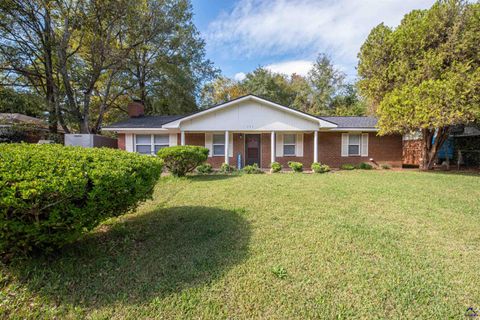 111 Briarwood Drive Warner Robins GA 31093