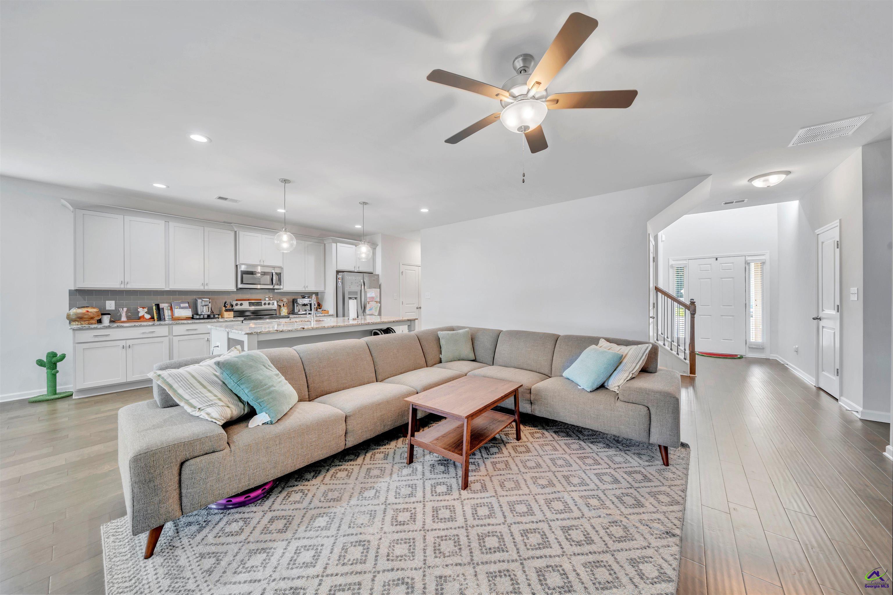 138 W River Cane Run