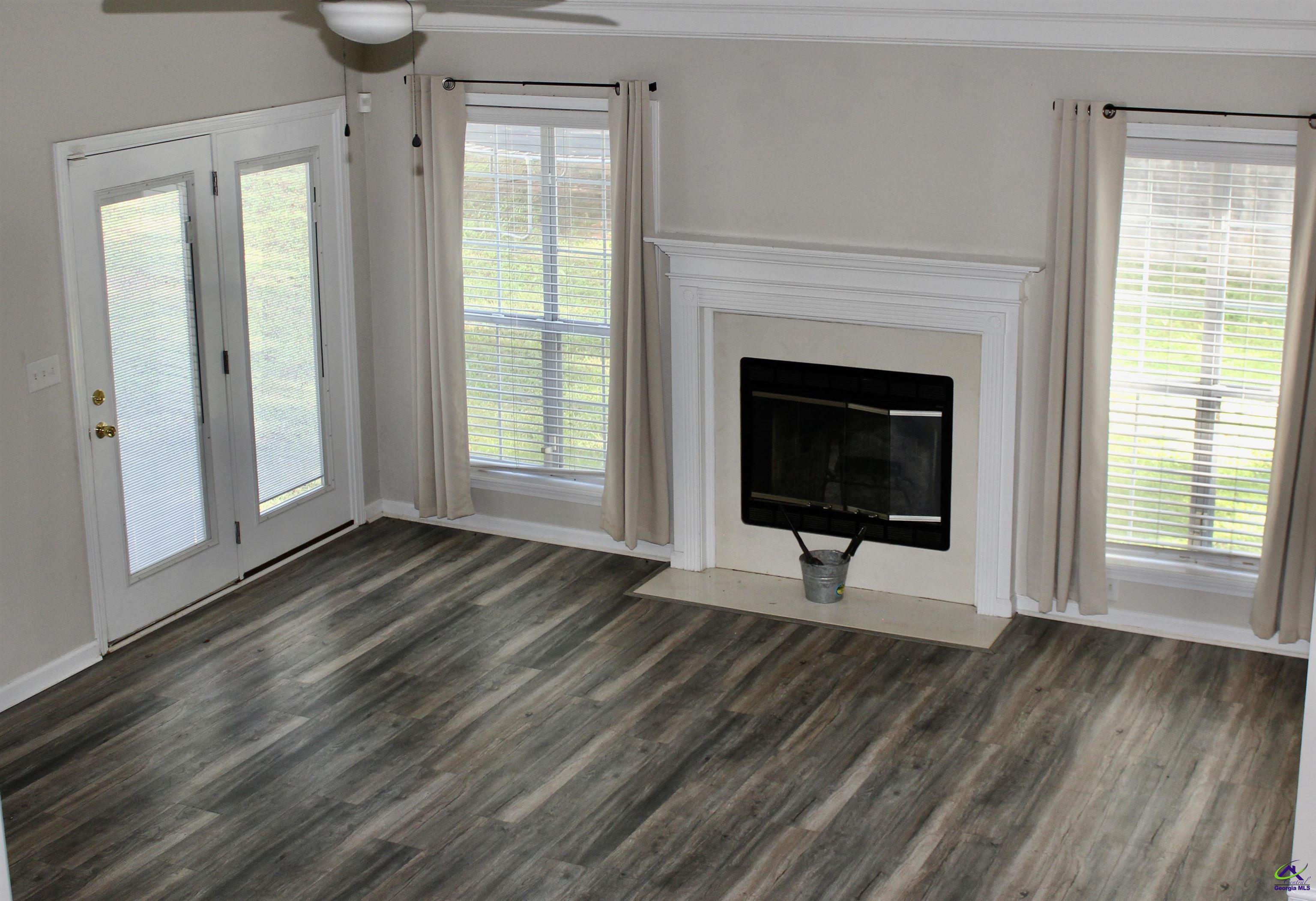 125 Buckskin Trail