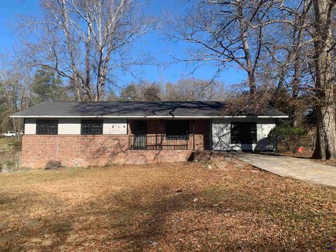 3916 Mickey Drive Macon GA 31217