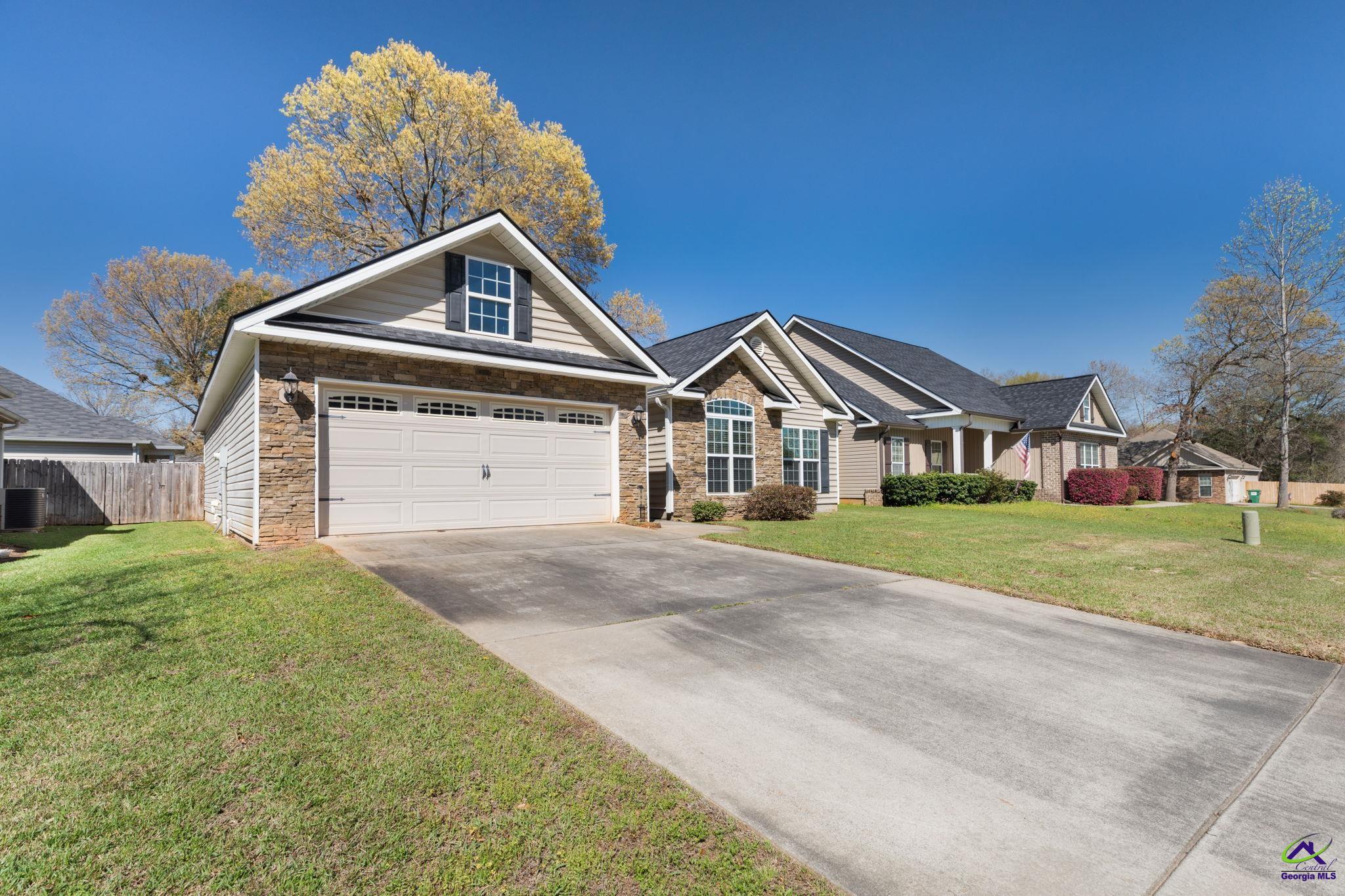 602 Wooden Eagle Trail