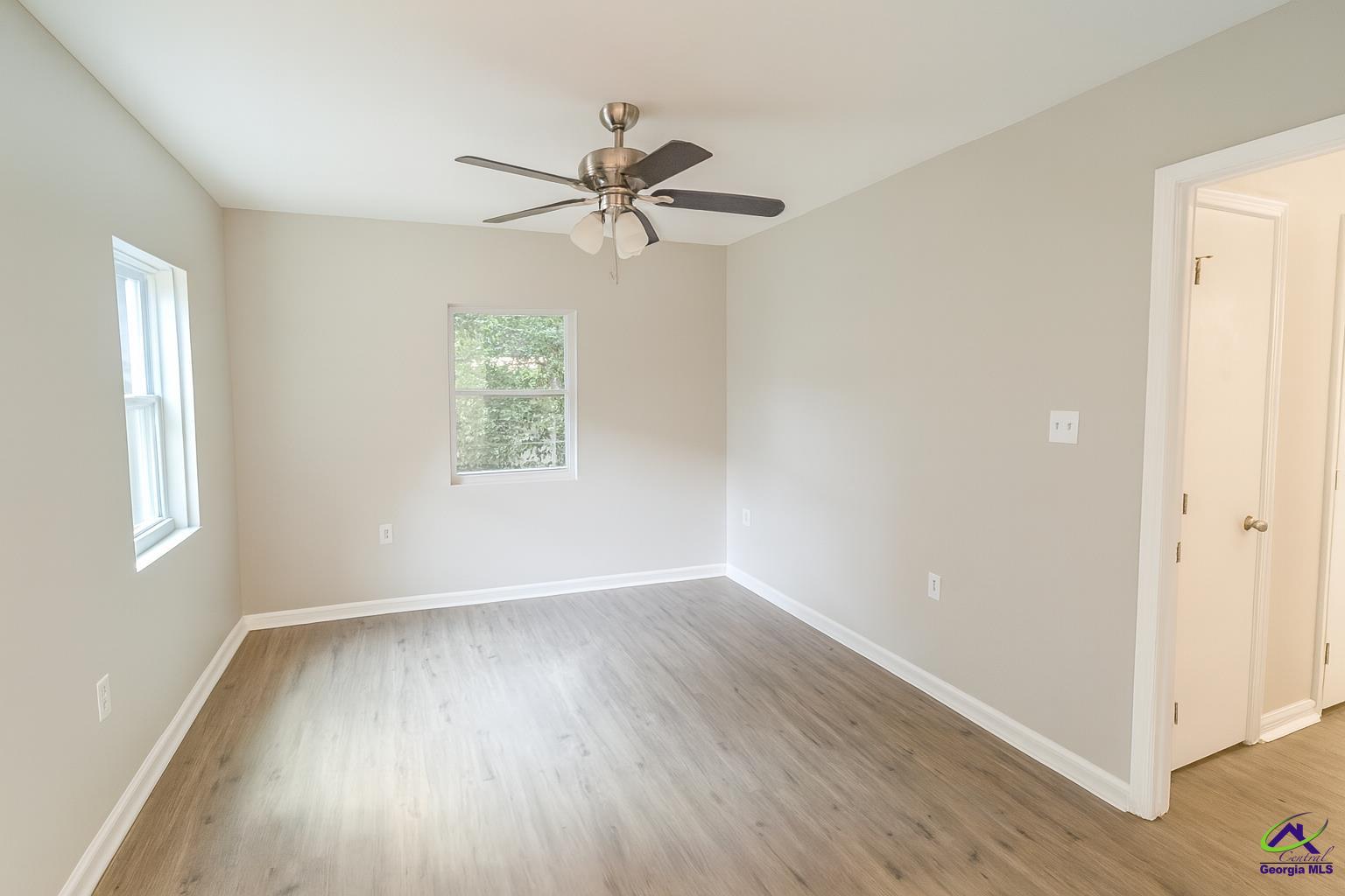 402 Johns Rd