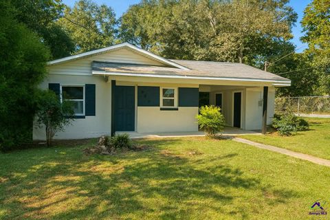 402 Johns Rd Warner Robins GA 31093