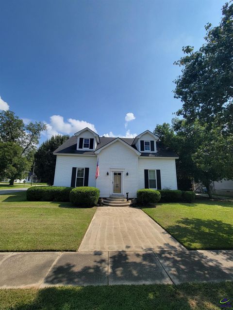 51 Merritt Street Hawkinsville GA 31036