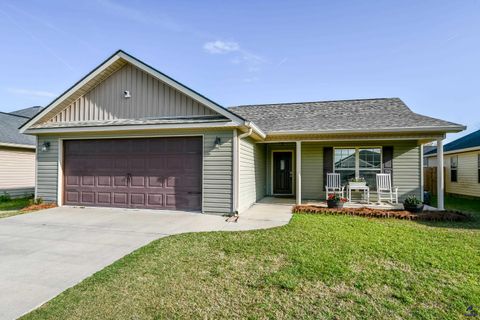 529 Grand Avenue Bonaire GA 31005