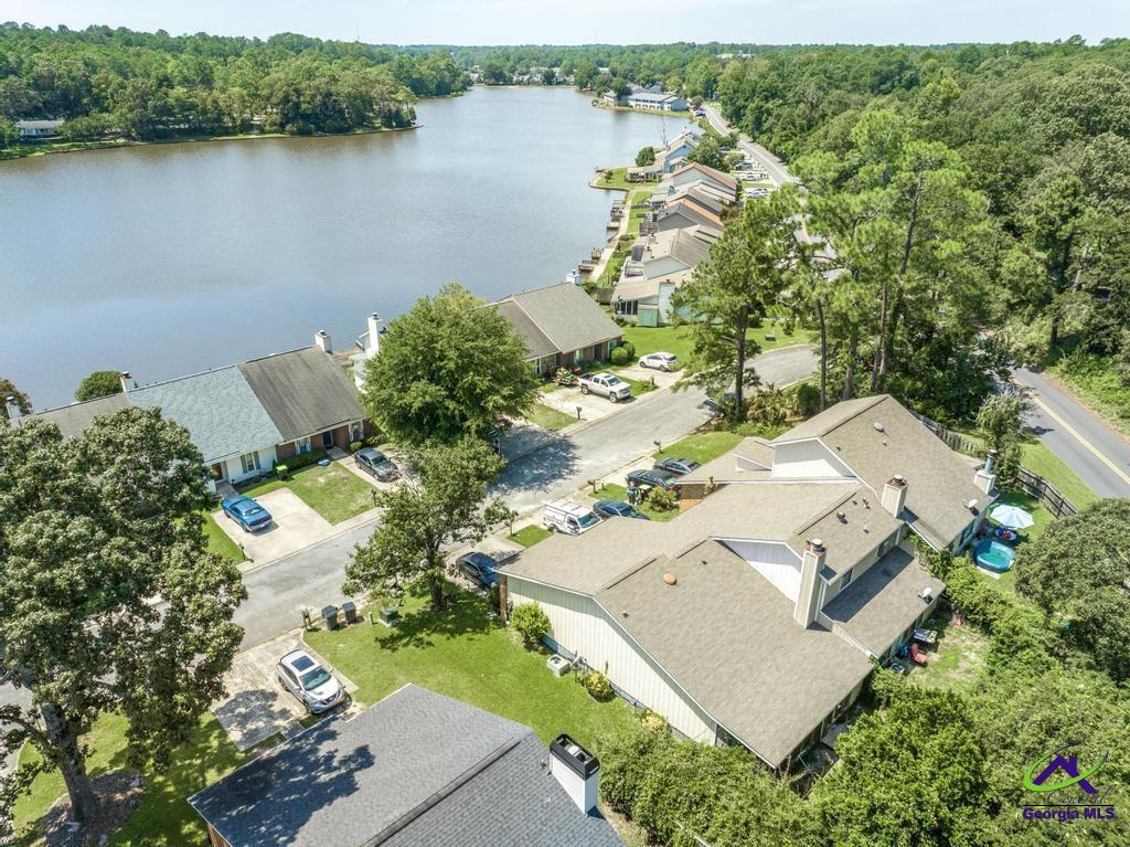 105 Leisure Lake Court