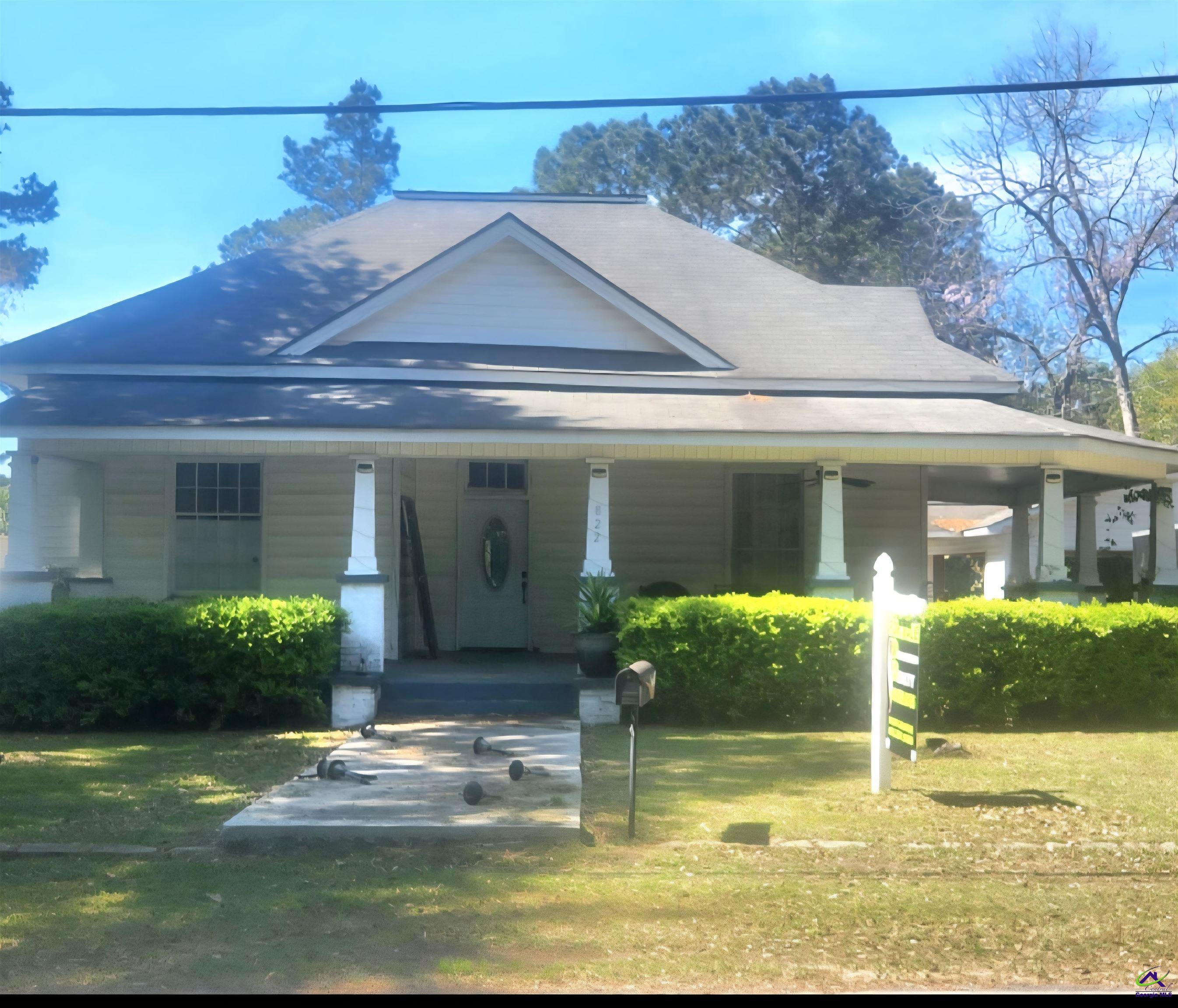 822 9th Ave