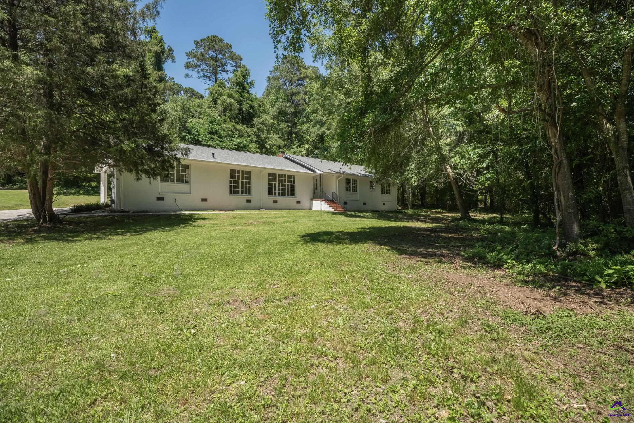 131 Crestwood Drive