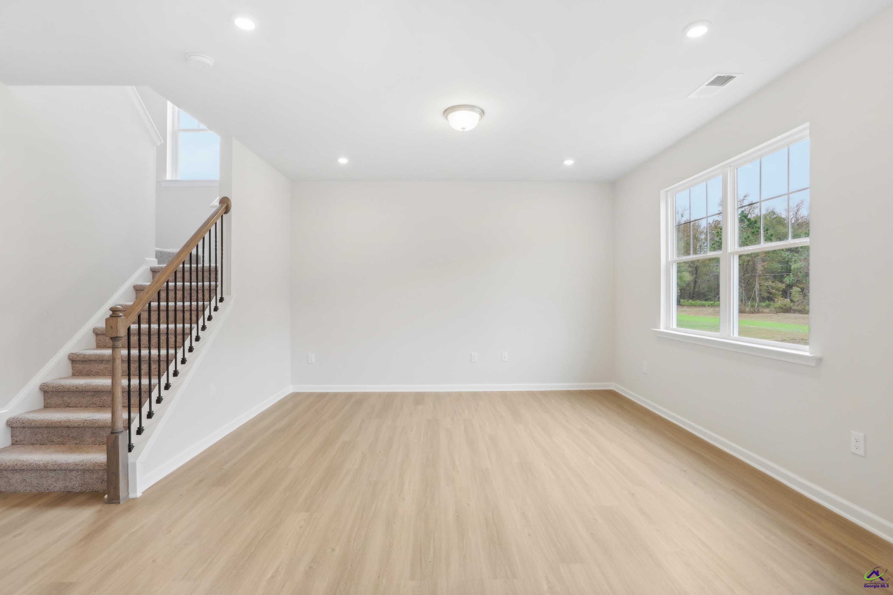 262 Shantz Way