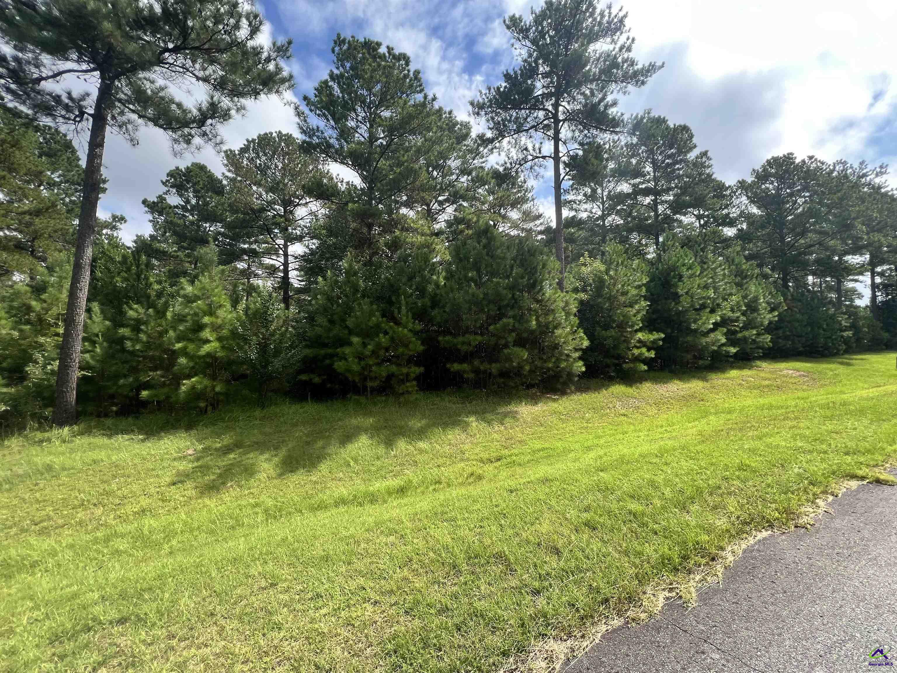 (5.41 acres) Redridge Lane