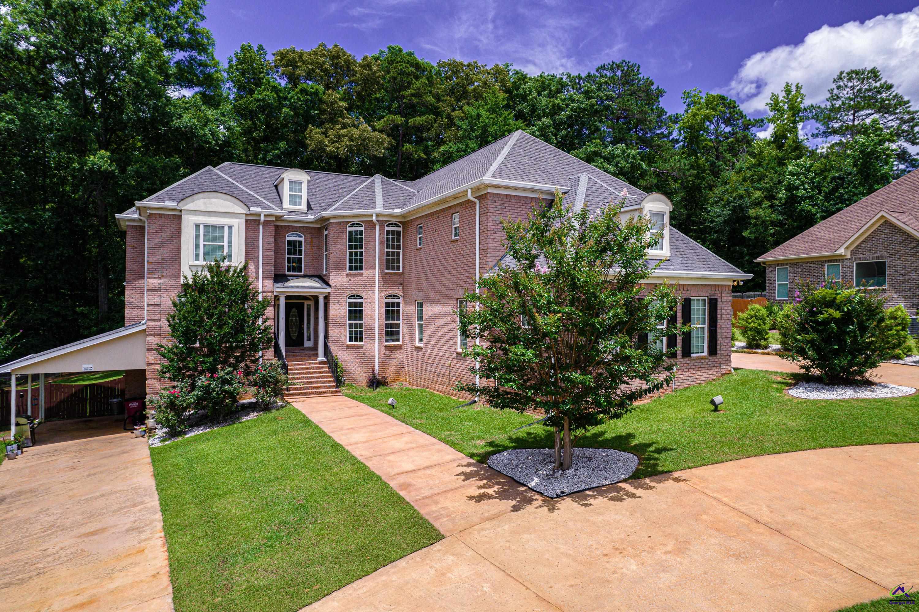 513 Litchfield
