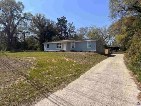 103 Martin Luther King Drive Perry GA 31069