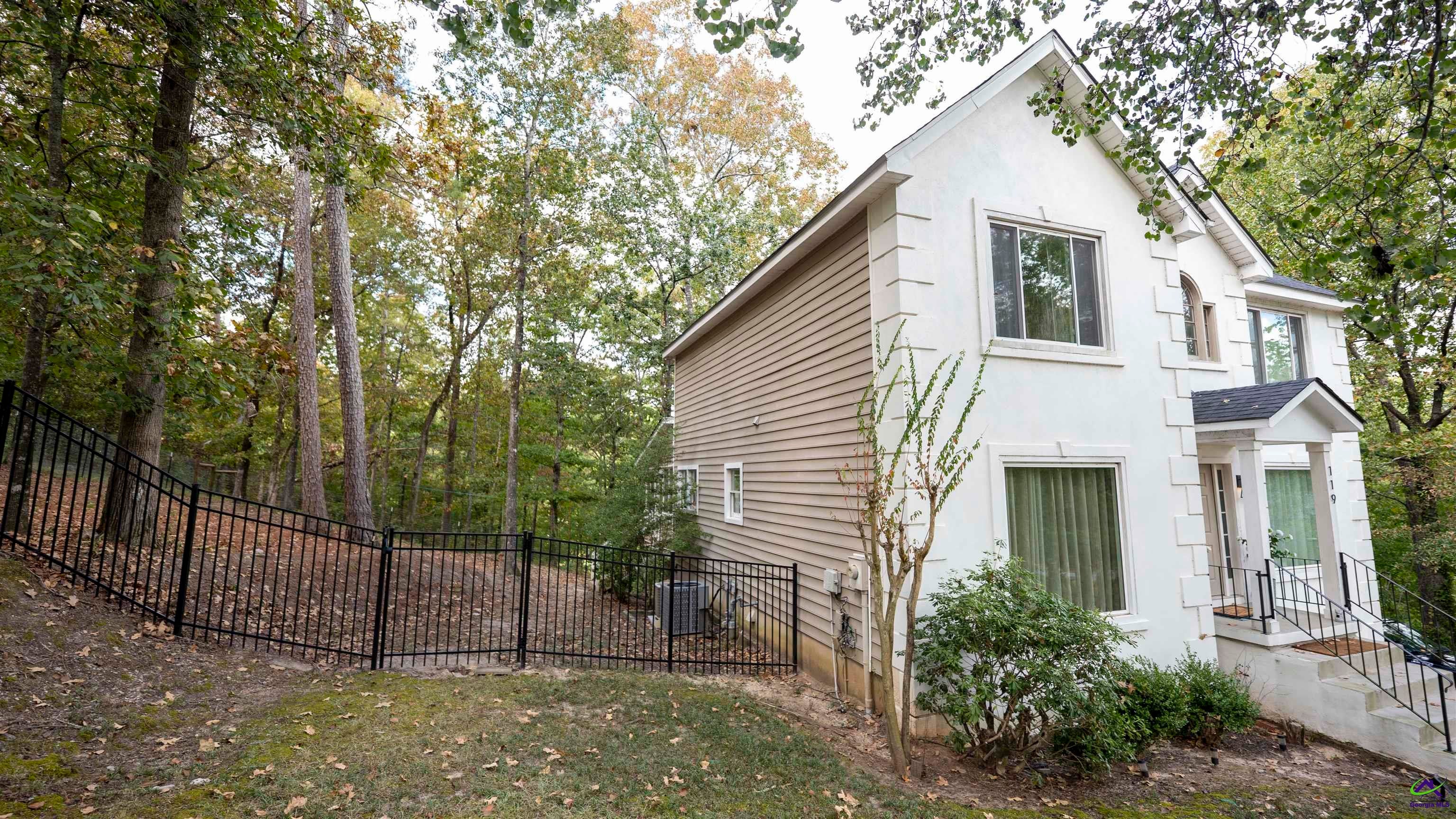 119 Huntington Place