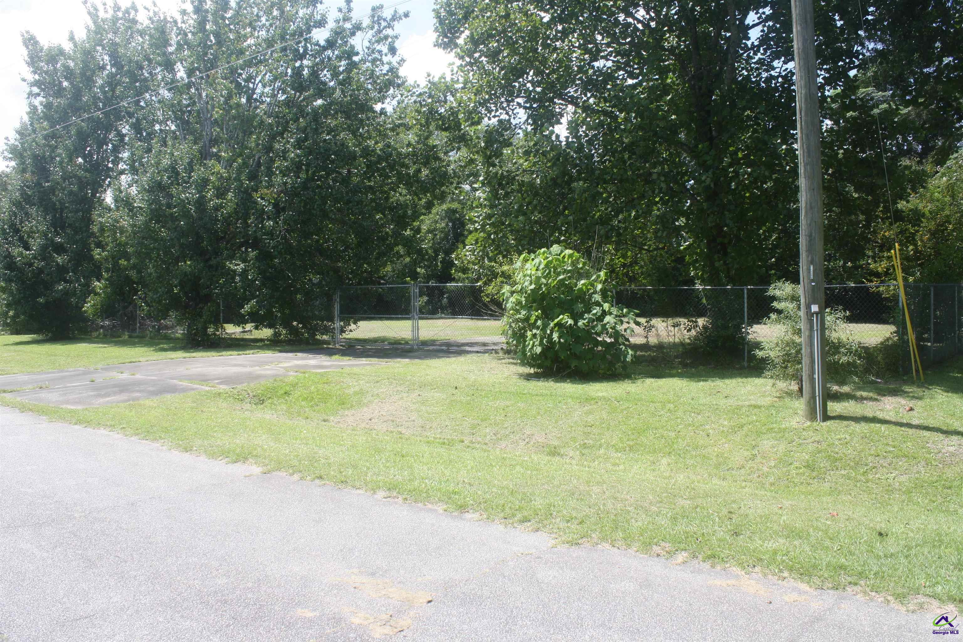 207 Cambridge Drive