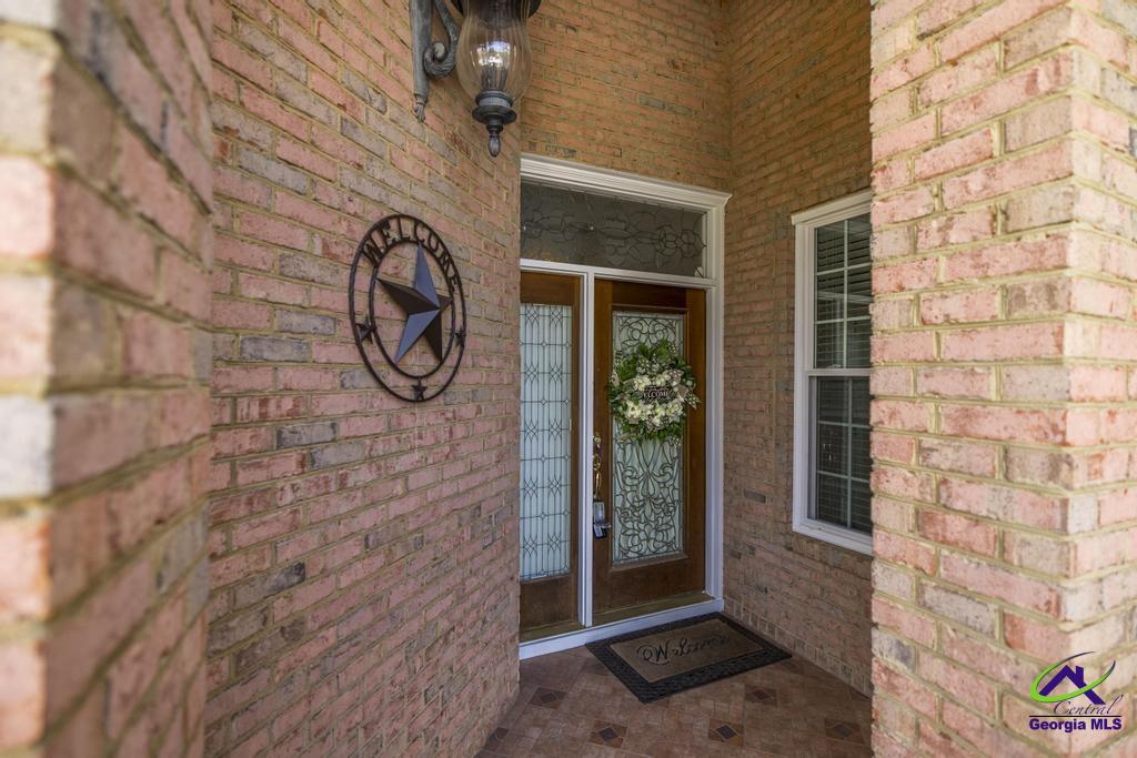 105 Orchard Ln