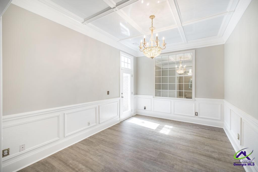 105 Orchard Ln