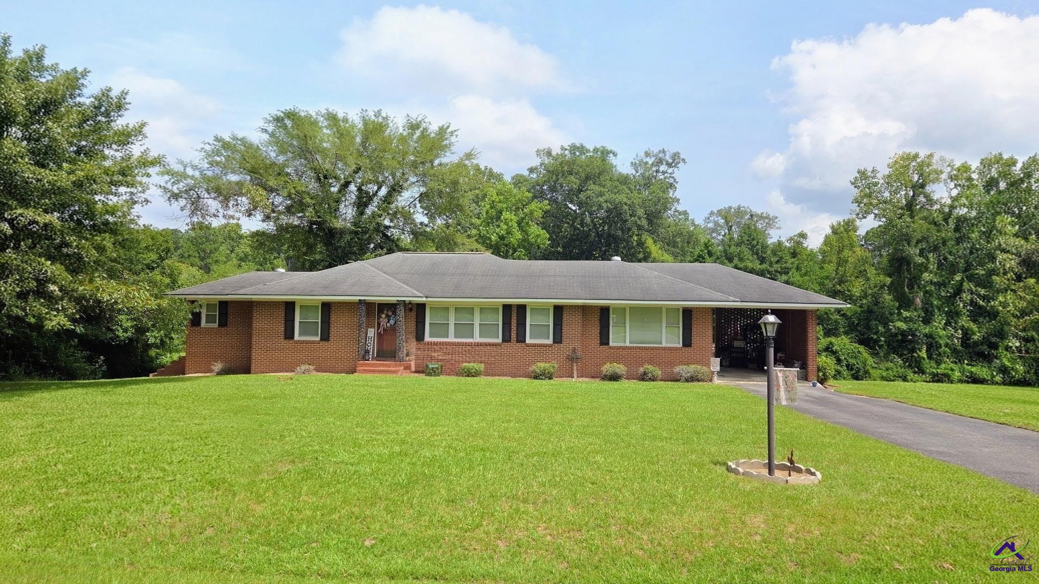 18 Mansfield Drive