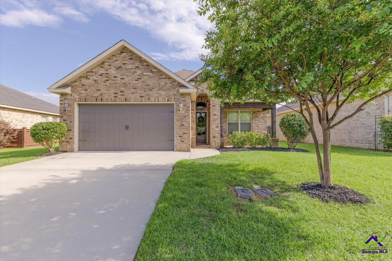 113 Barnyard Way