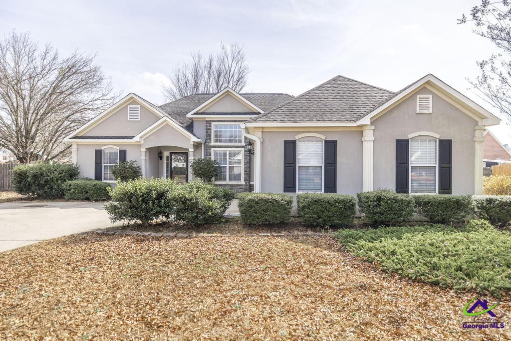 112 Knights Bridge