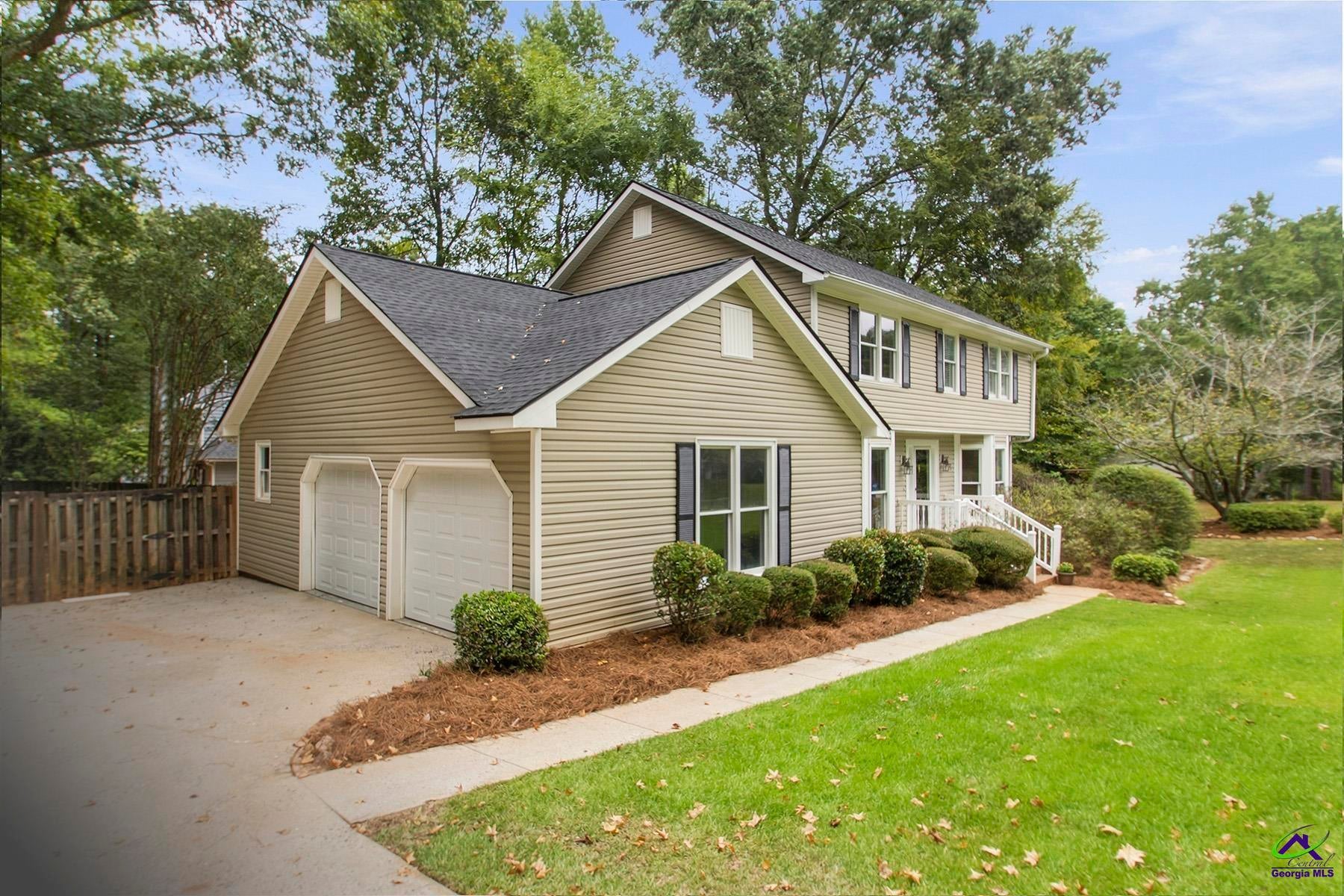 219 Rivoli Oaks Drive