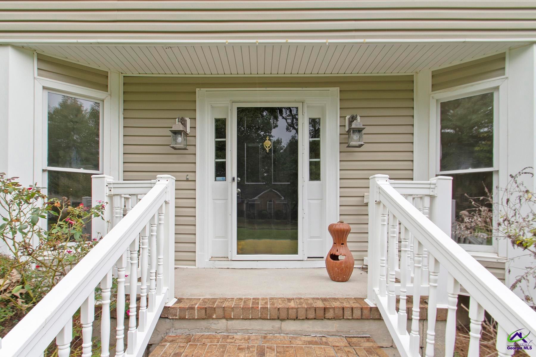 219 Rivoli Oaks Drive