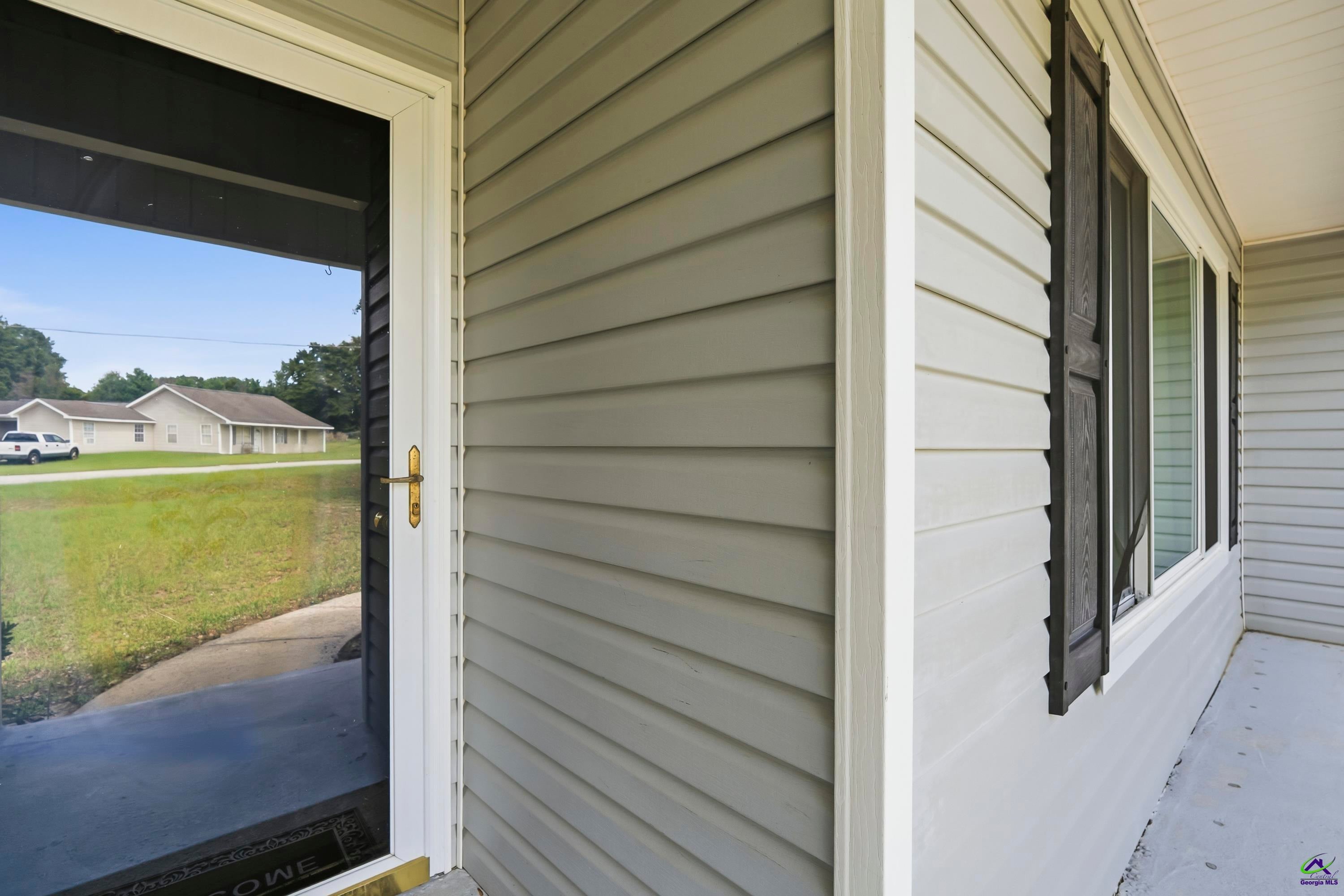 23 Breeze Point