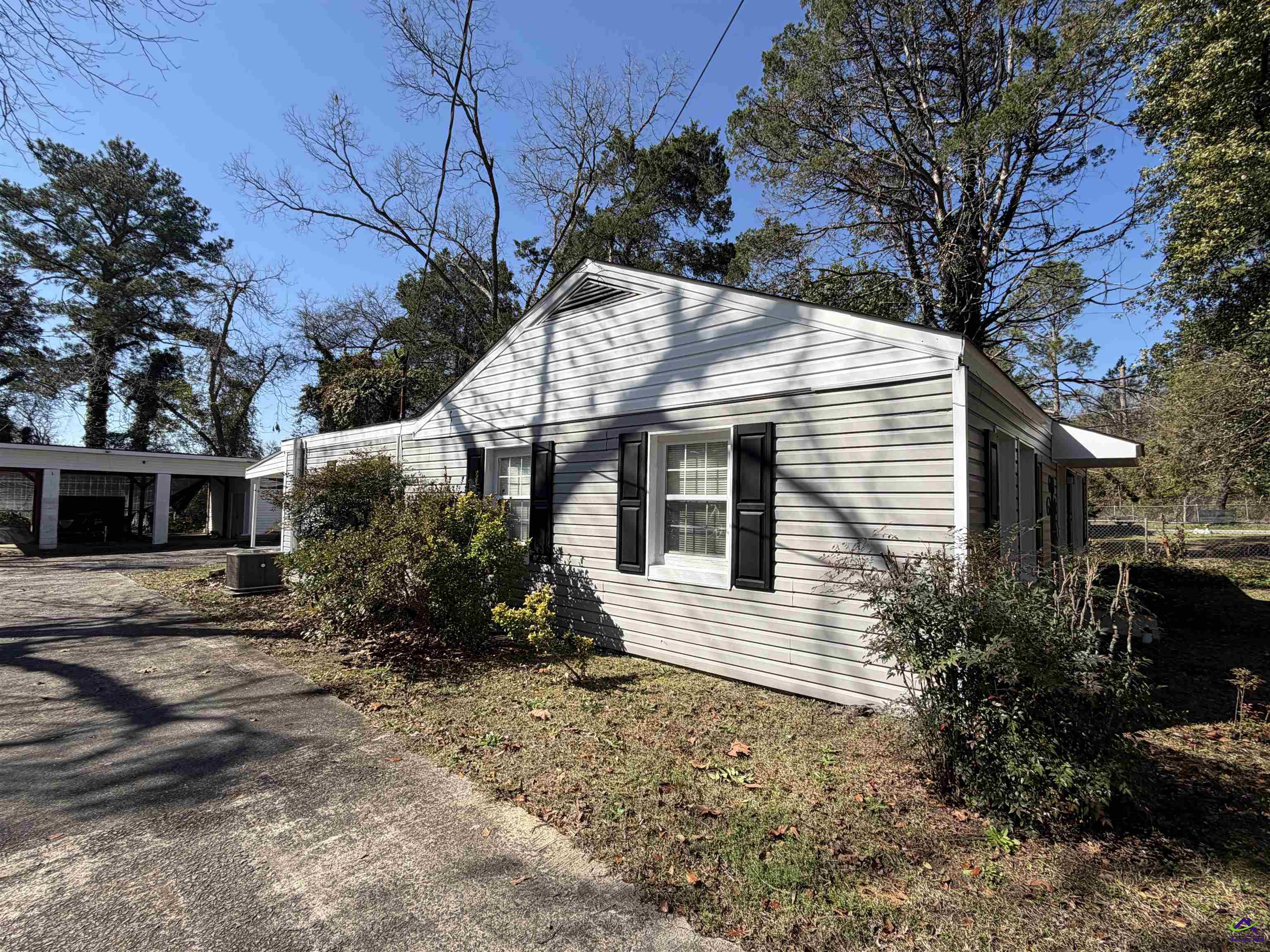 207 Eaker Drive