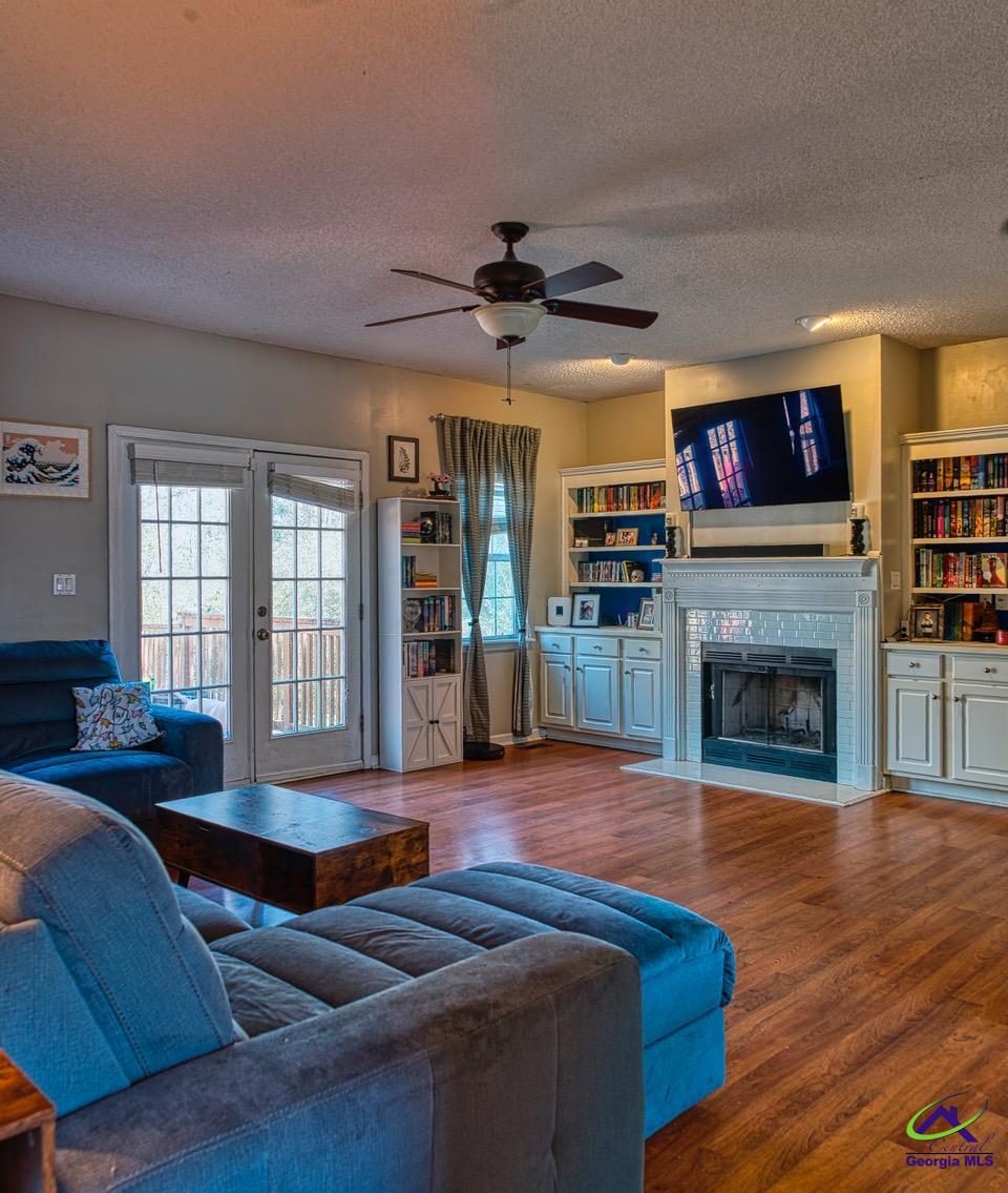 221 Pendleton Court