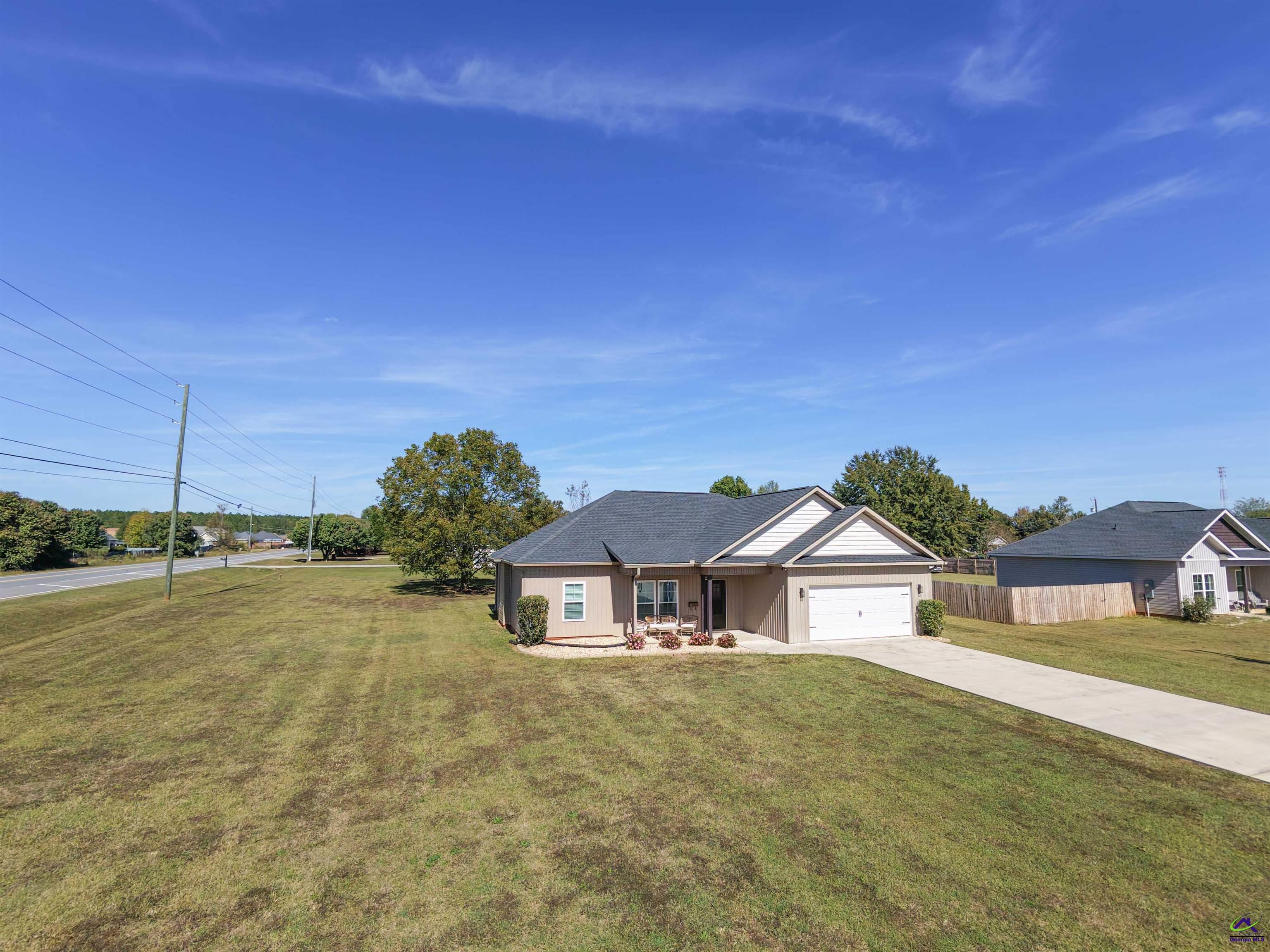 108 Summit Dr