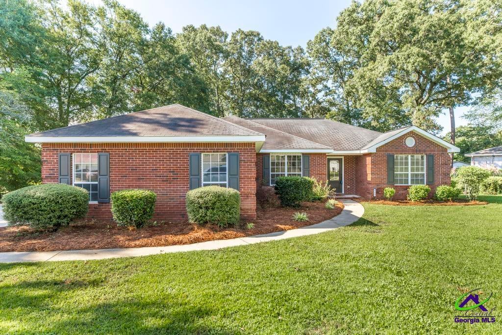 227 Crestwood Circle