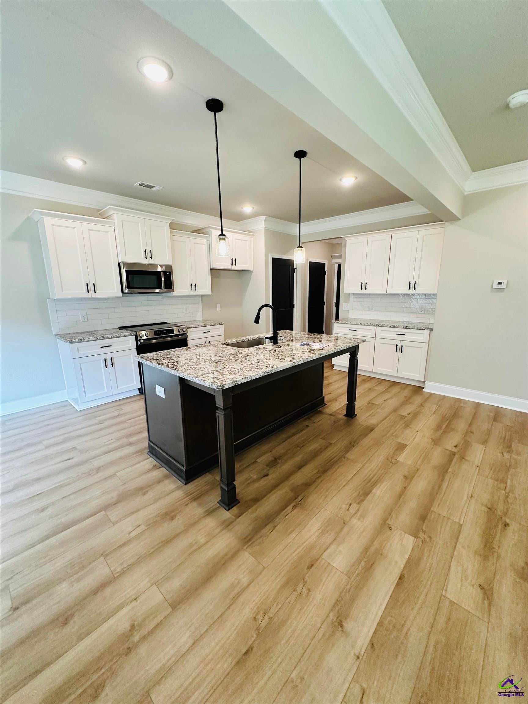 717 Lindsey Brooke Trace