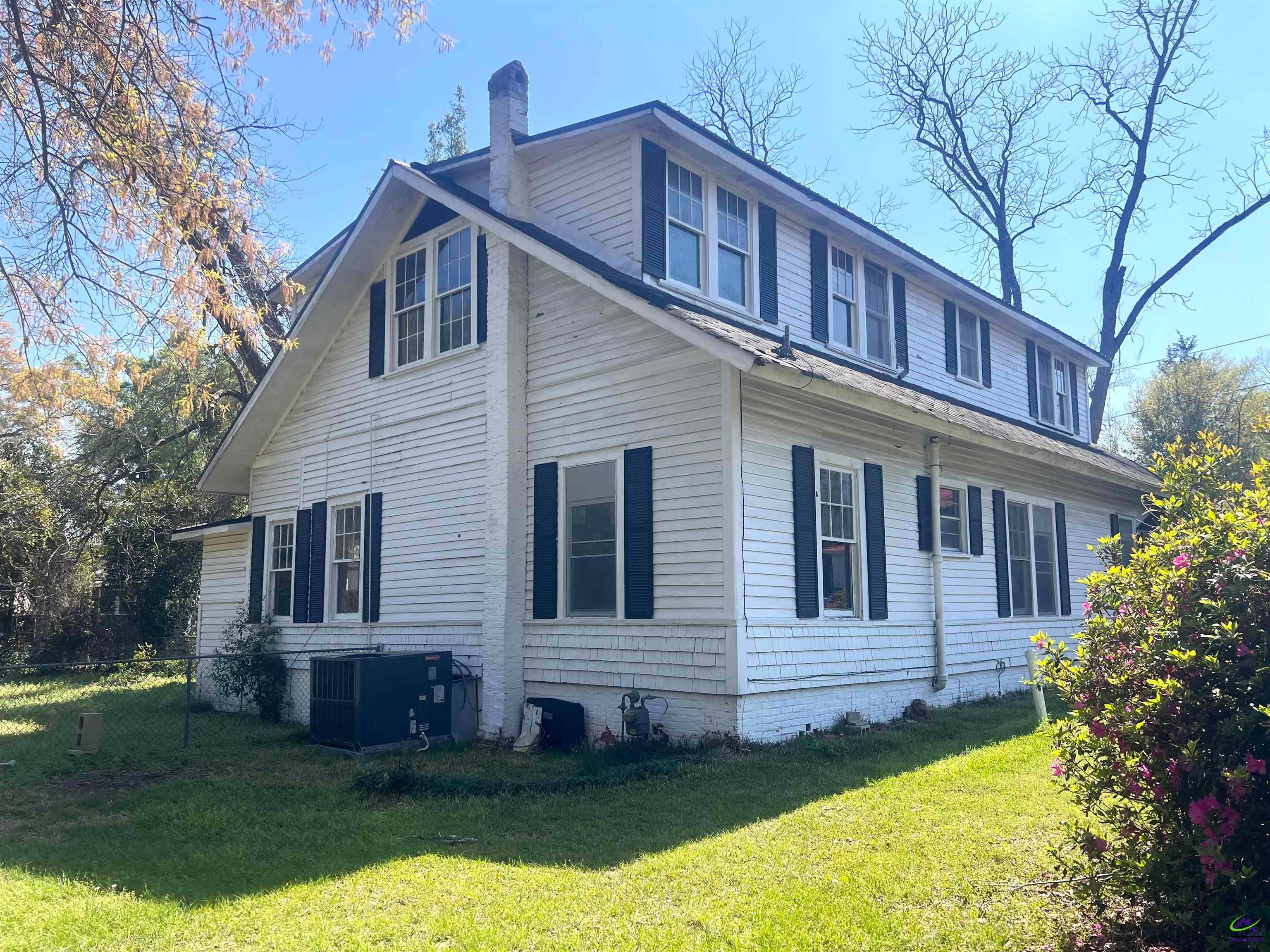 215 Bethel Street