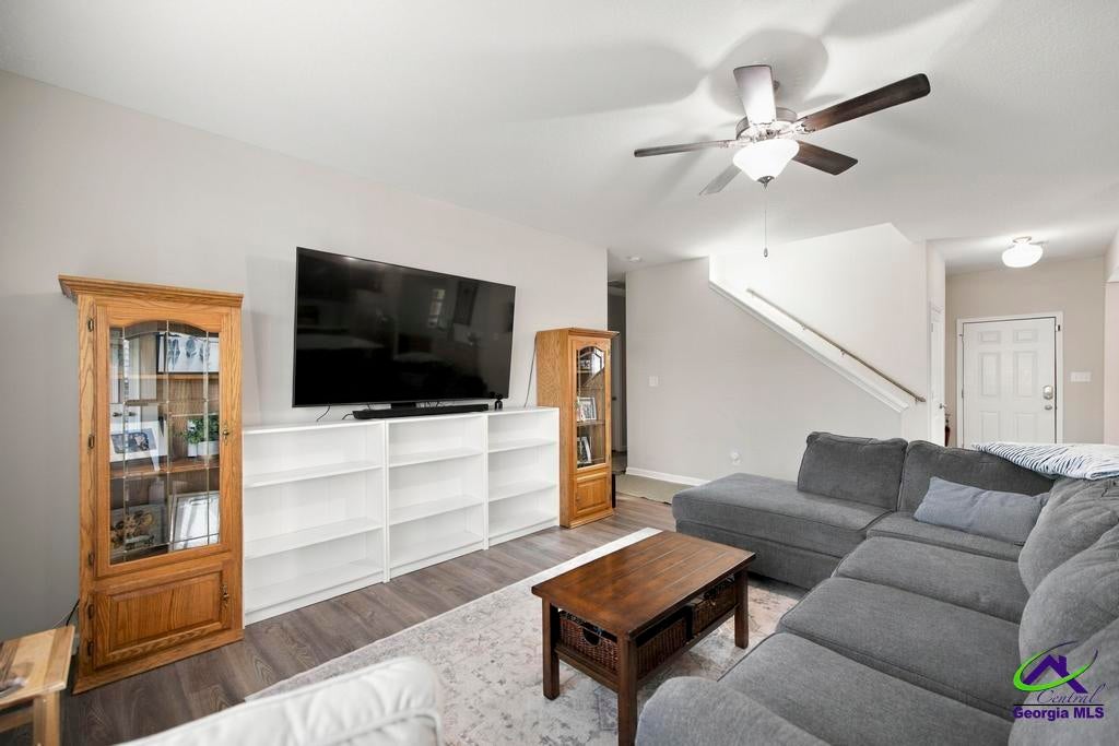 723 Ivy Glen Dr.
