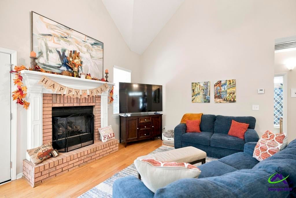 112 Dovecot Drive
