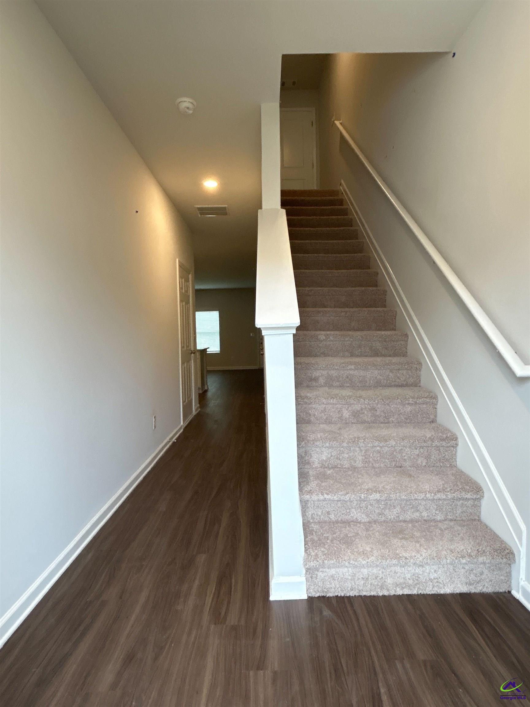120 Red Oak Tr