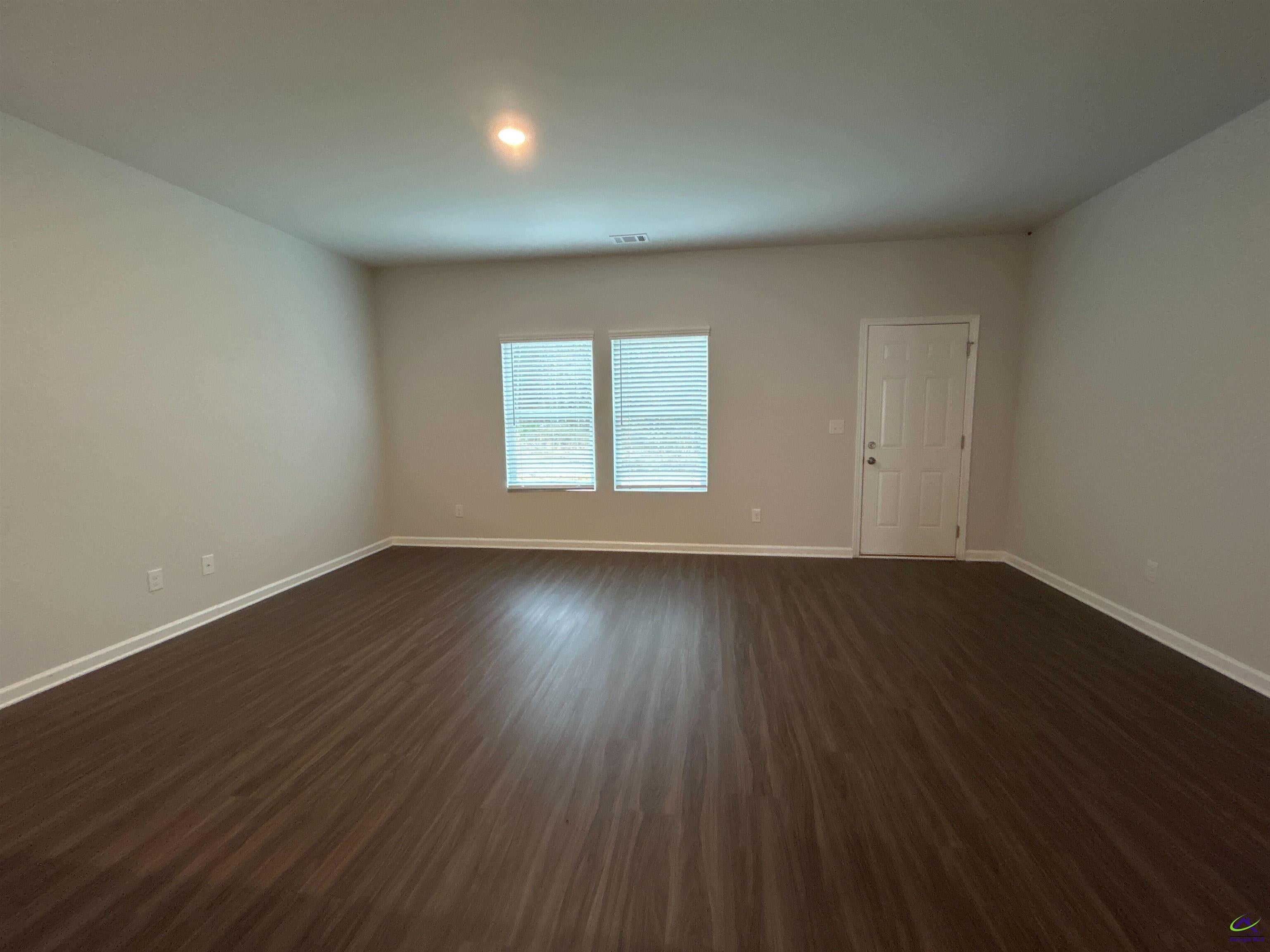 120 Red Oak Tr