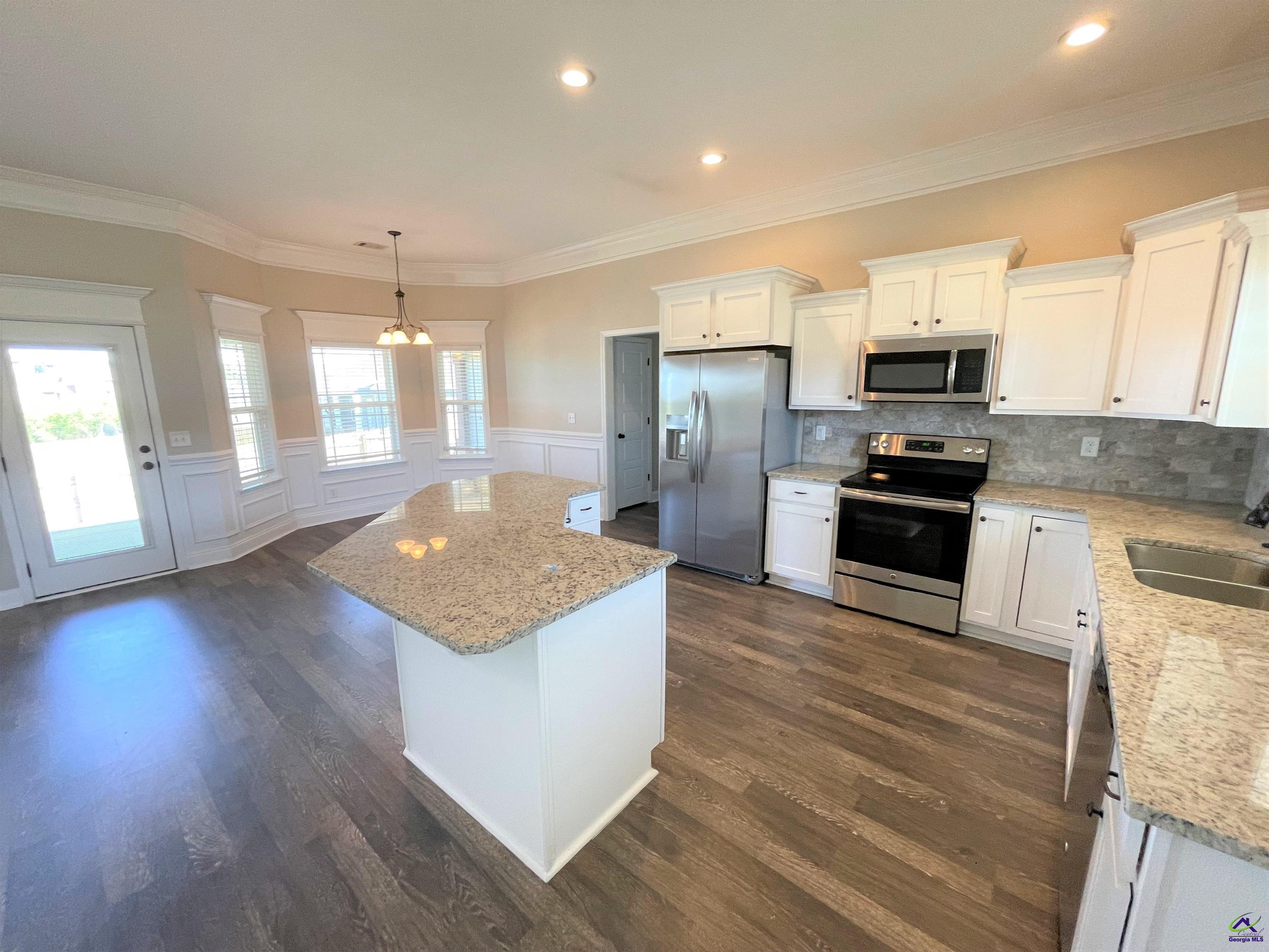 102 Exeter Way