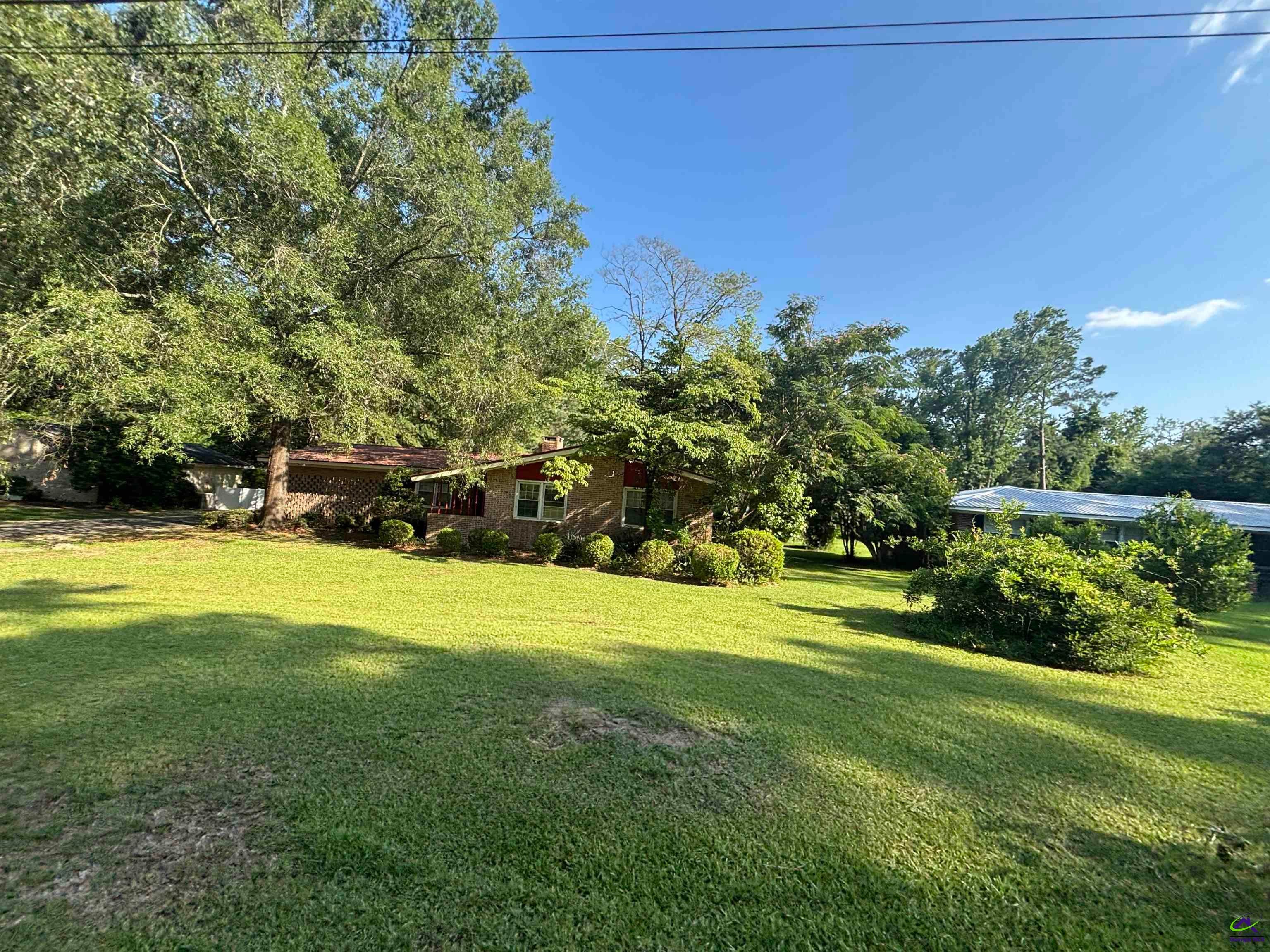 152 Crest Drive