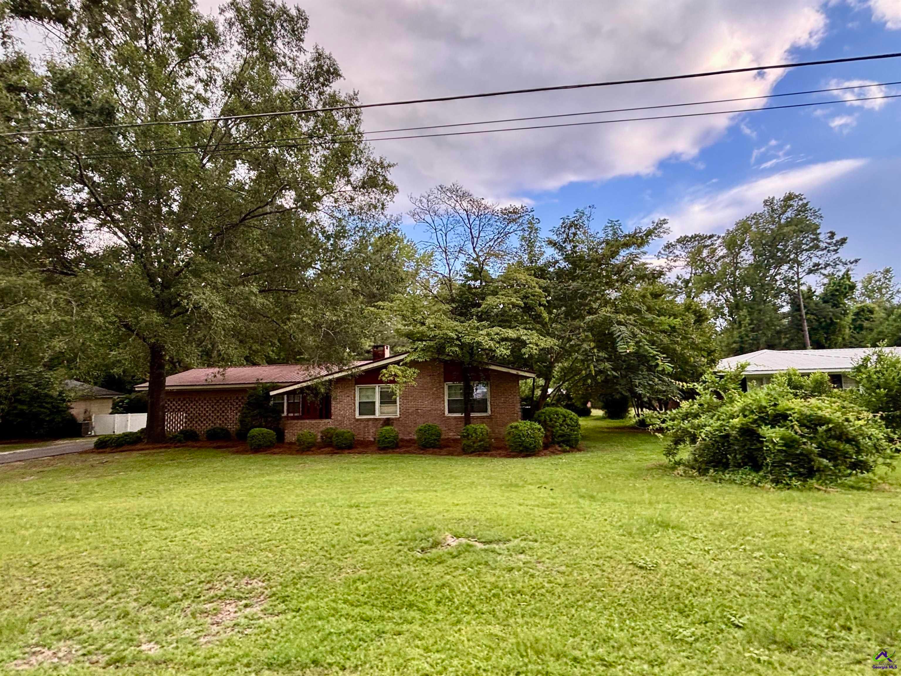 152 Crest Drive
