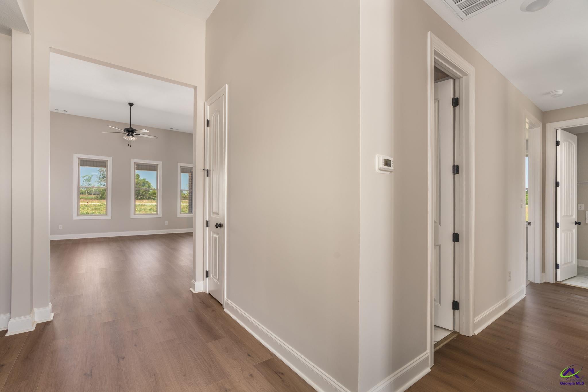 211 Farmland Circle