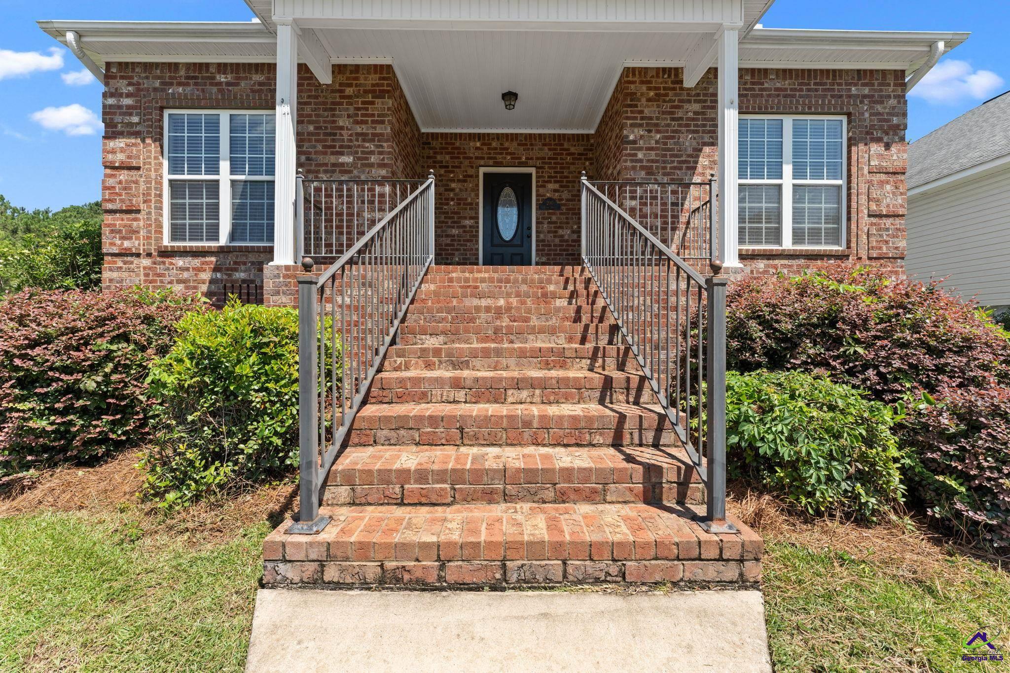 200 Lasso Dr