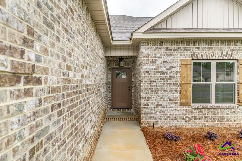 511 Bristleleaf Path