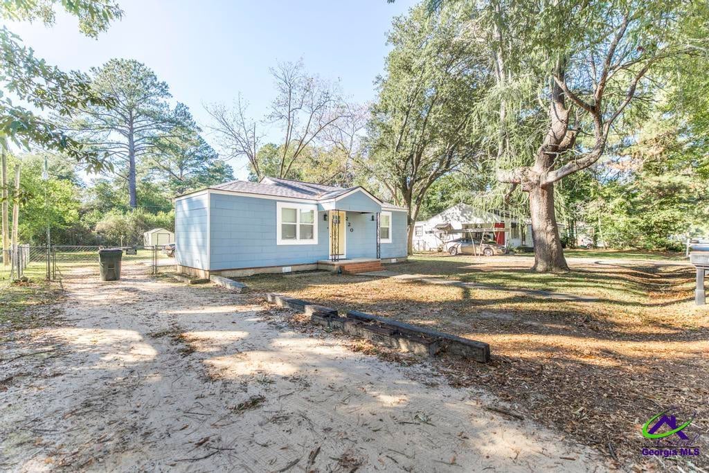 220 Peachtree